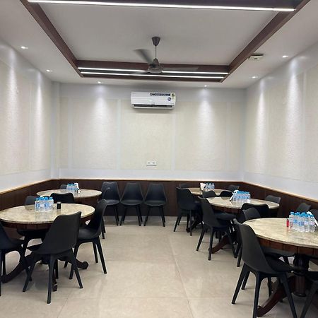 Hotel Lotus Inn Sirsa 外观 照片